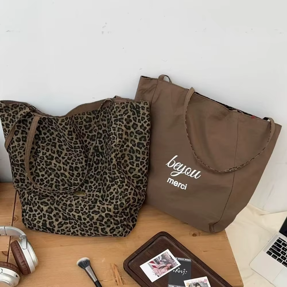 Bolsa de lona resistente con estampado leopardo – Ideal para pesca - imagen 4