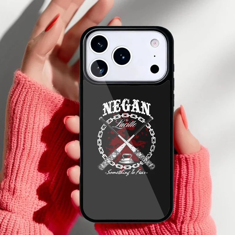 Detalle del estampado y ajuste al iPhone