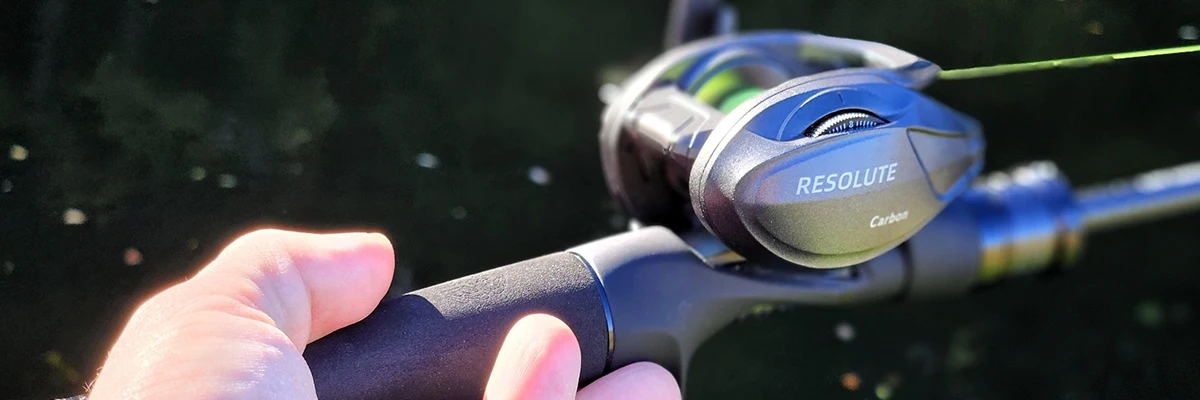 Carrete Mavllos con marco de carbono ultraligero