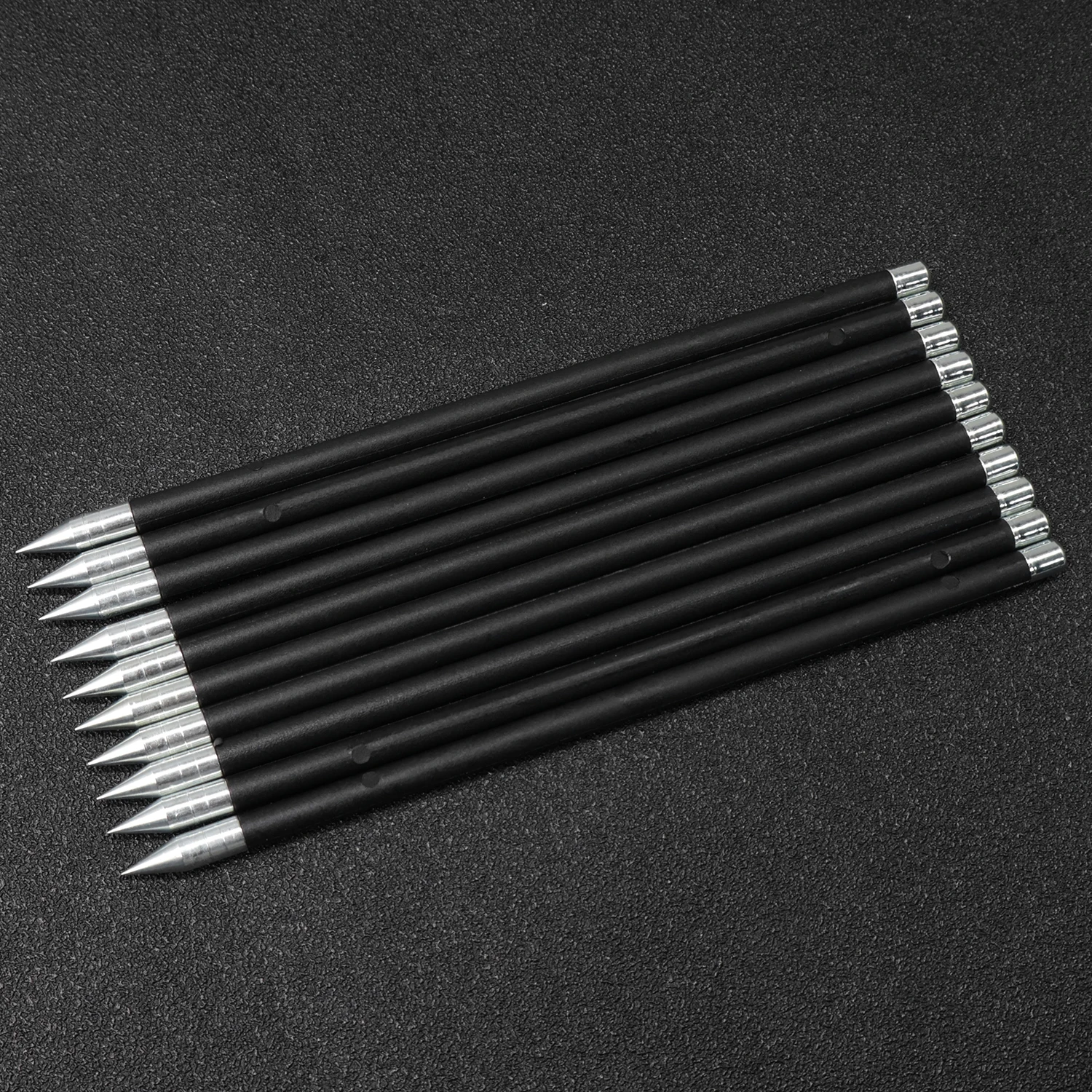 Detalle de flechas cortas sin plumas de 6mm