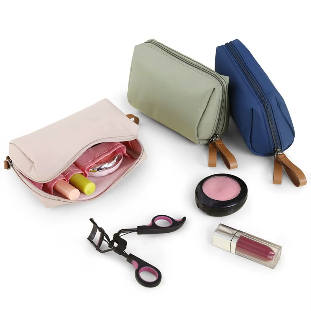 Estuche de maquillaje resistente y fácil de transportar
