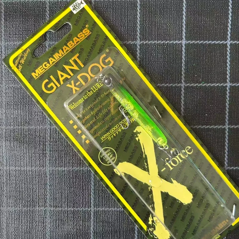 Señuelo pencil para lubina