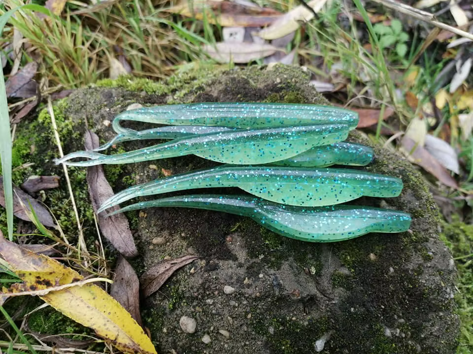 KESFISHING Super Fluke señuelo silicona para bass y lucio - imagen 3