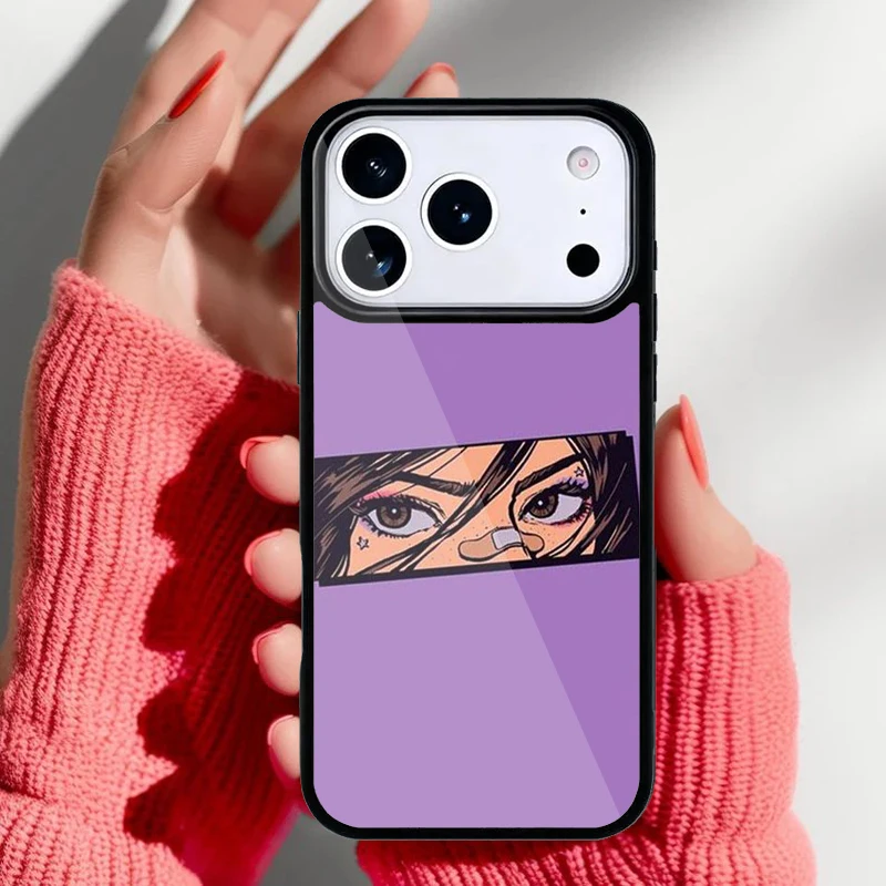 Detalle del diseño pop art en la carcasa trasera