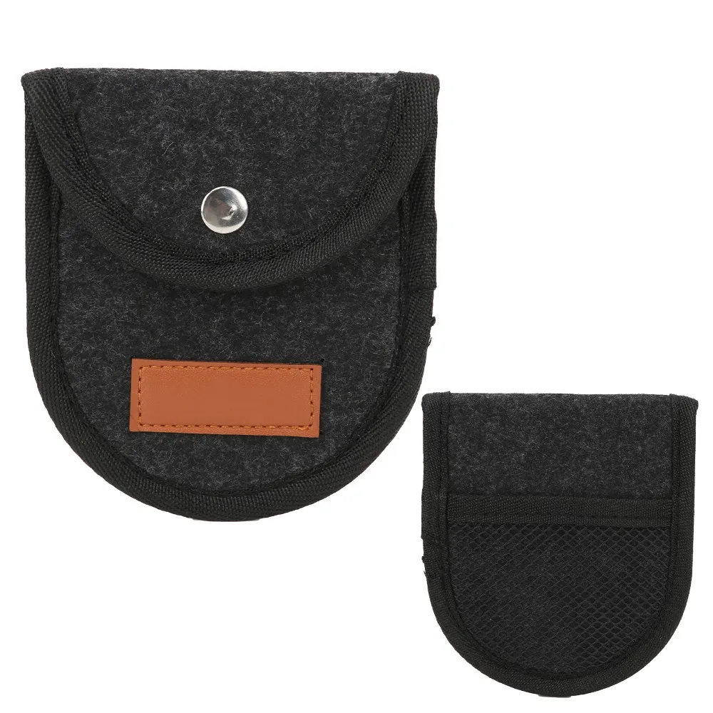 Accesorio con malla exterior y botón