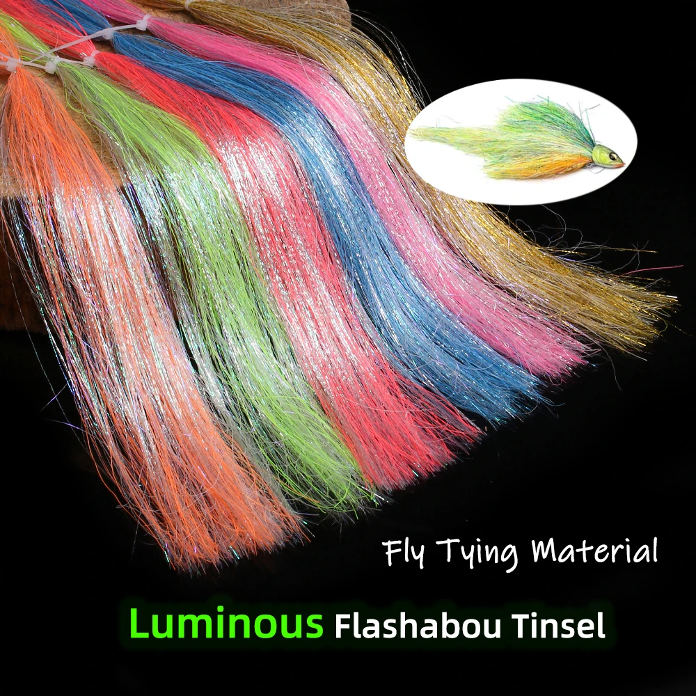 Detalle de fibras reflectantes Flashabou para pesca con mosca