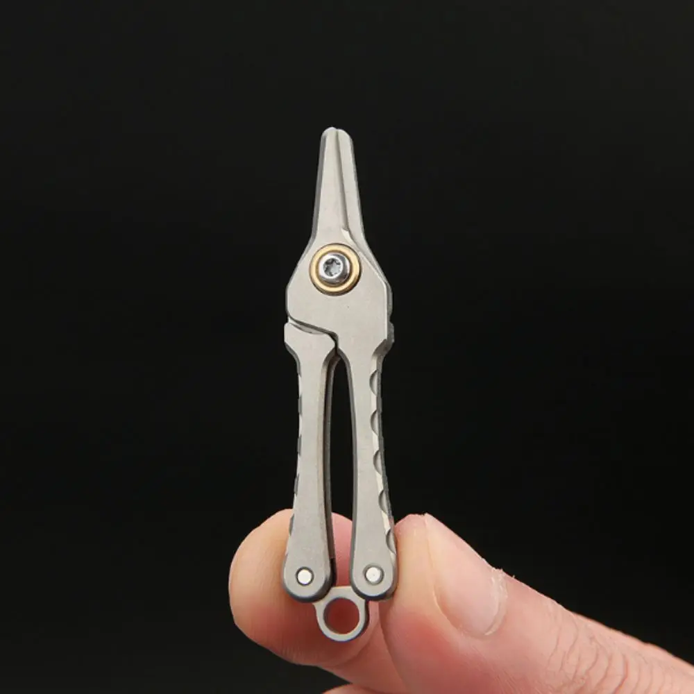 Tijeras mini de titanio para recortar barba y nariz – Portátil - imagen 2