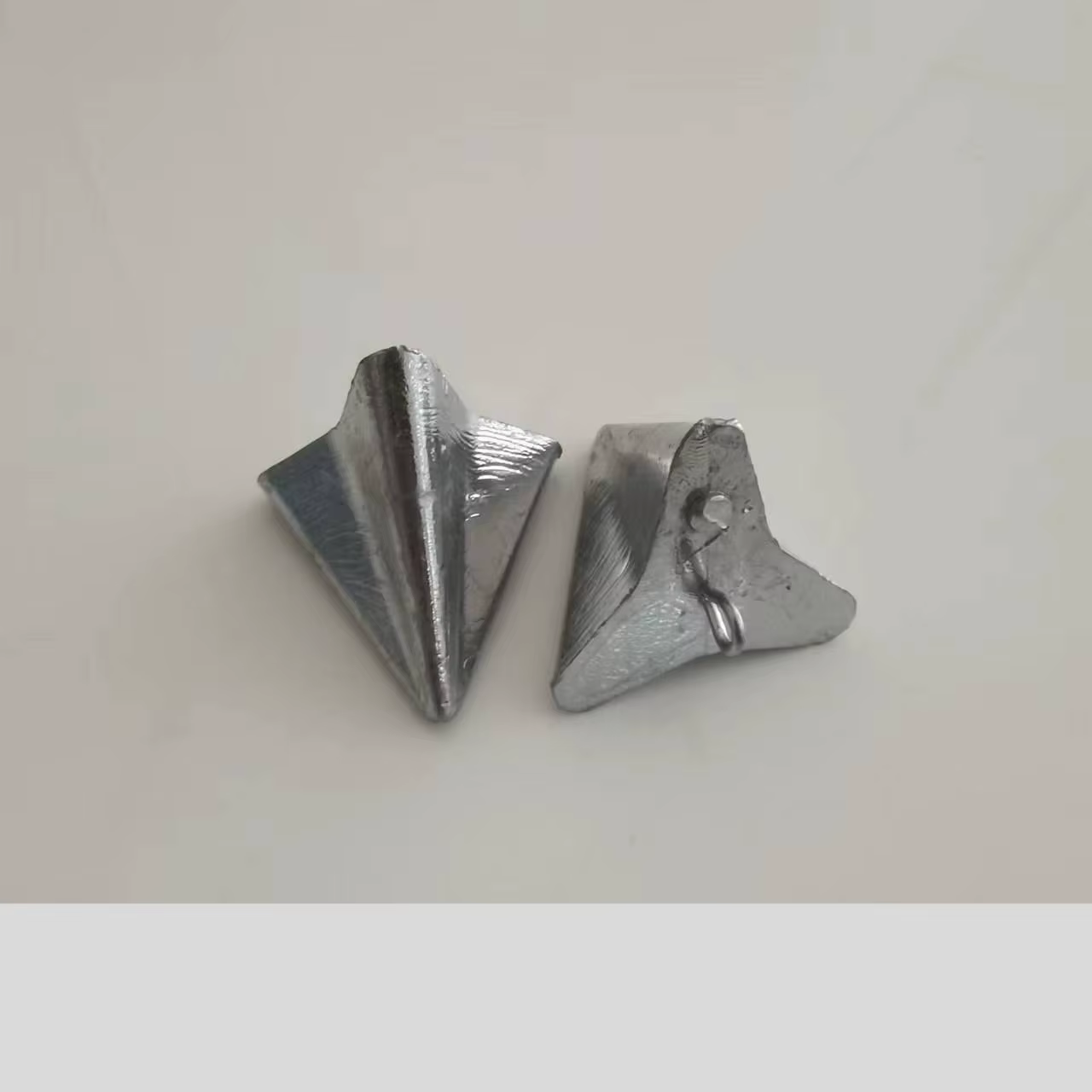 Colgante de plomo triangular gota agua para pesca en mar - imagen 2