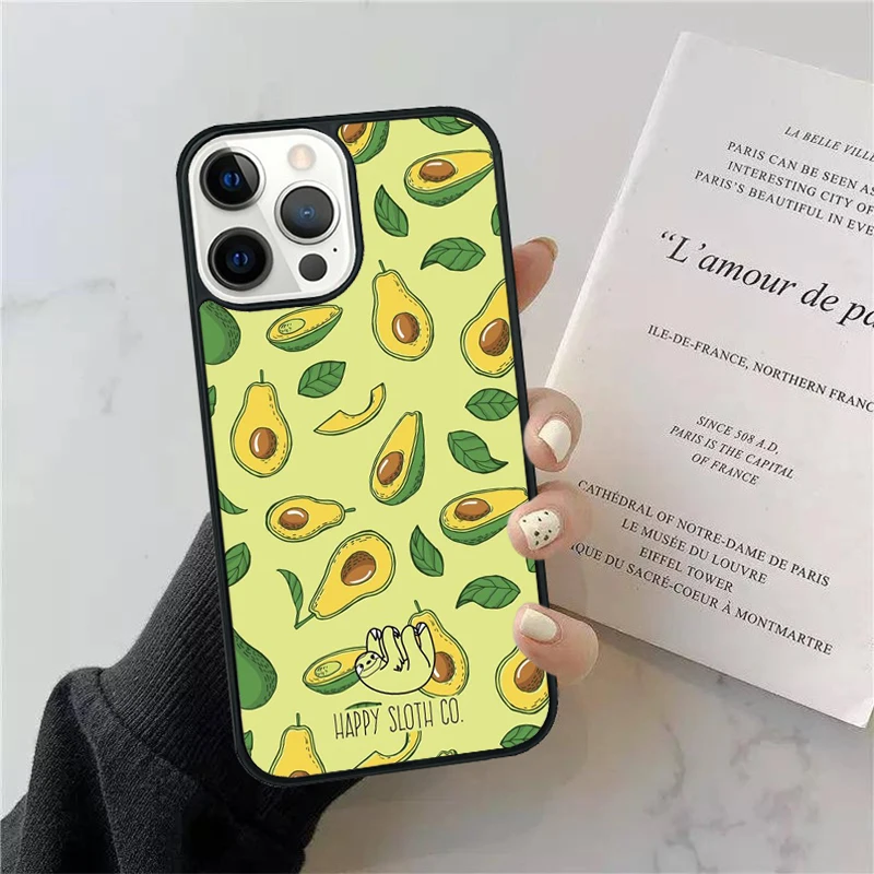 Funda instalada en iPhone mostrando el ajuste preciso