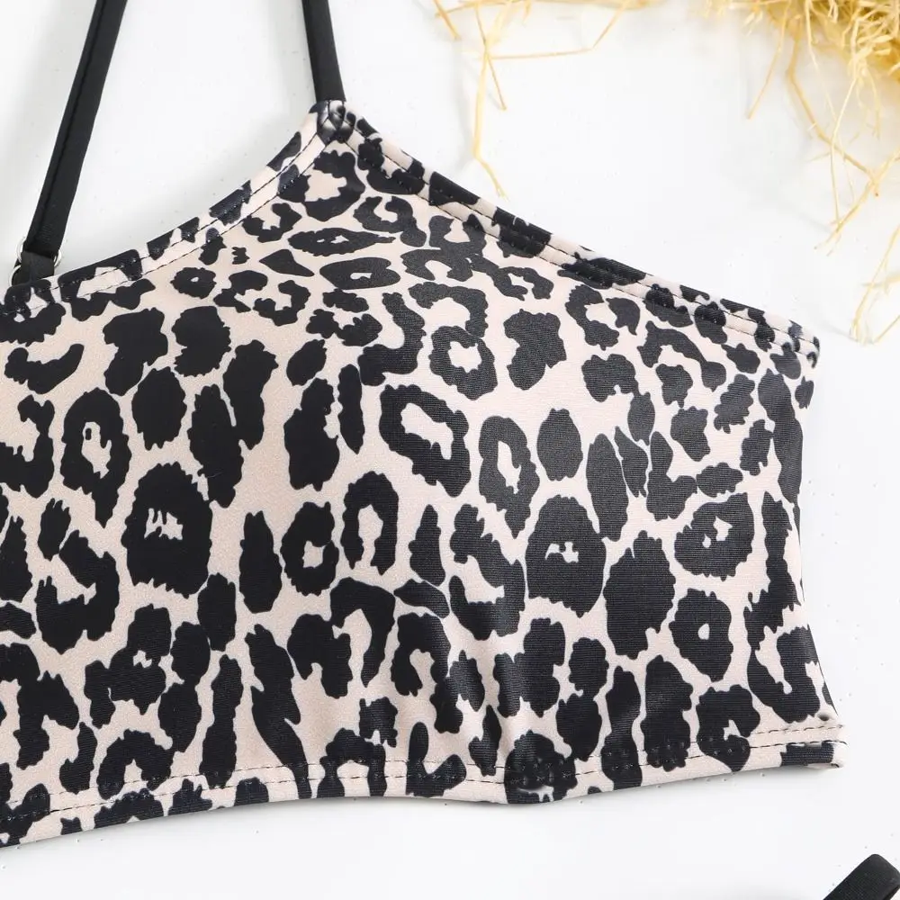 Bikini estampado leopardo con aberturas sexy para mujer - imagen 2