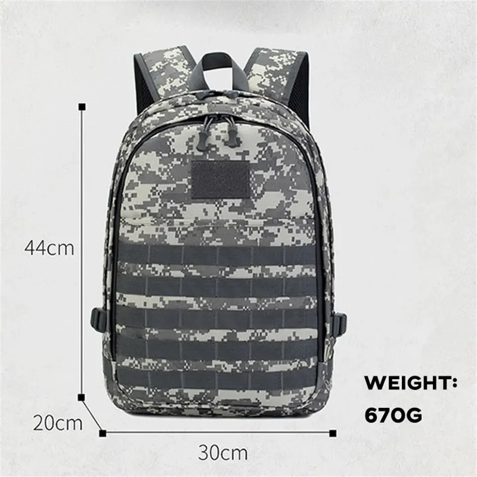 Interior de la mochila con varios compartimentos