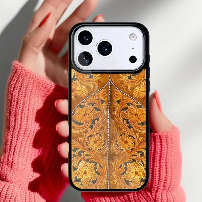 Funda colocada en un iPhone mostrando ajuste perfecto