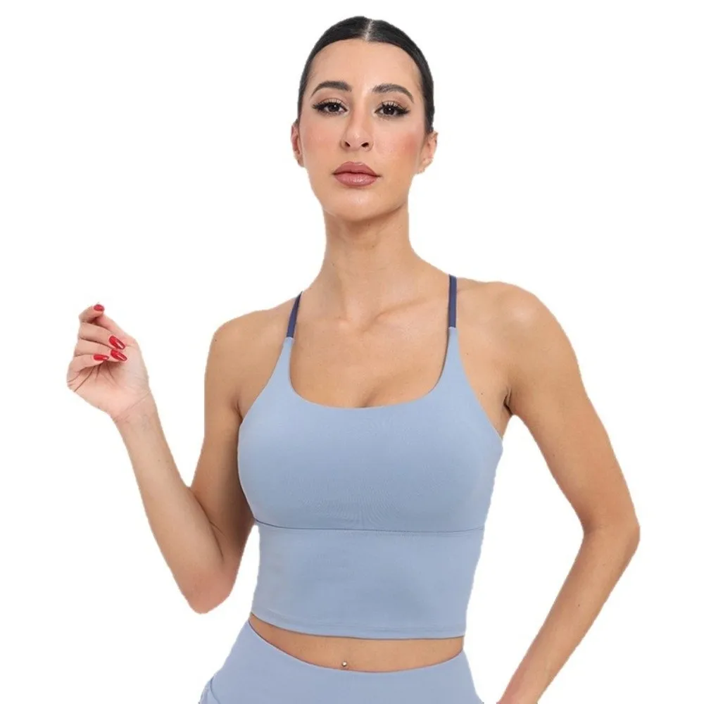 Color beige del top deportivo
