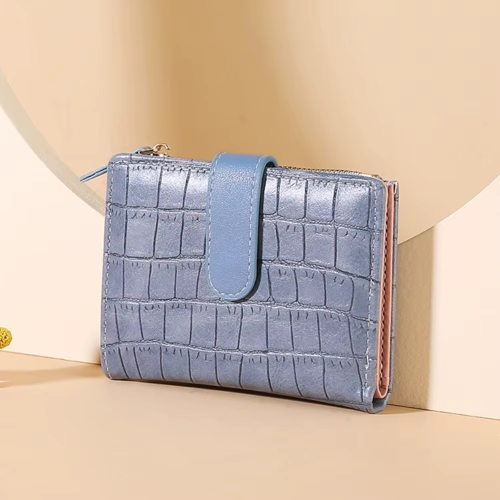 Cartera Bifold Ultrafina – Estampado Cocodrilo y Ventana para Carnet