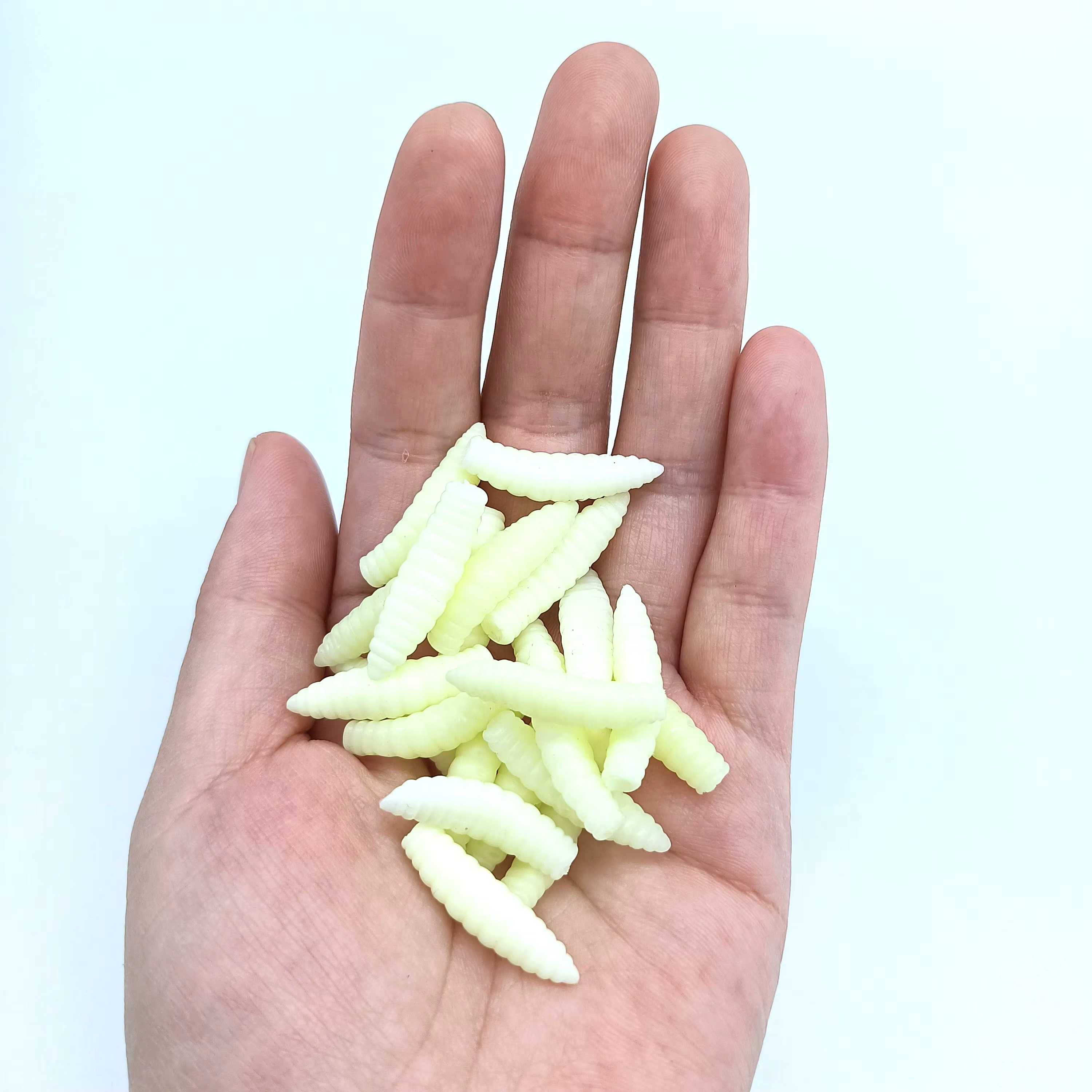 Senuelos de silicona para lubina y carpa - imagen 4