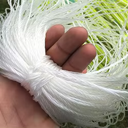 Red de seda verde en nailon para pesca