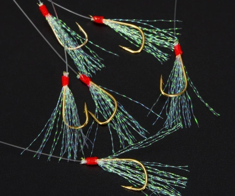 Anzuelos luminosos Sabiki listos para pesca de caballa