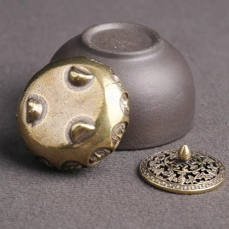 Quemador de incienso cobre hueco con soporte sándalo bronce antiguo - imagen 4