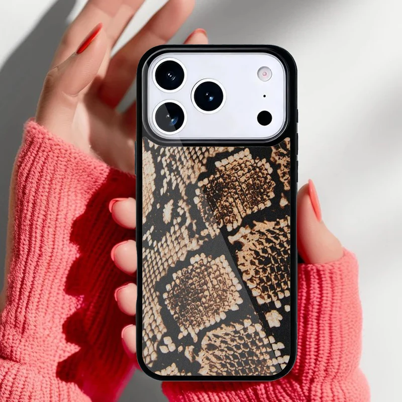 Funda con textura piel de serpiente