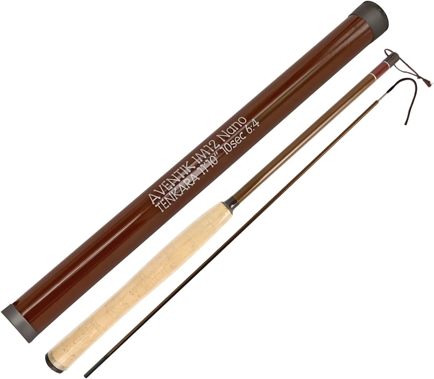 Caña Aventik Mini Tenkara en mano, mostrando su delgadez y acabado de carbono