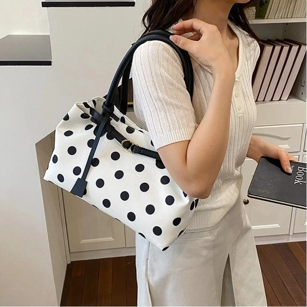 Bolso bandolera mujer lunares – Cuero PU hebilla decorativa - imagen 2