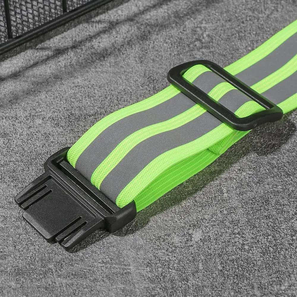 Brazalete reflectante para bicicleta con tira en manos y piernas - imagen 4