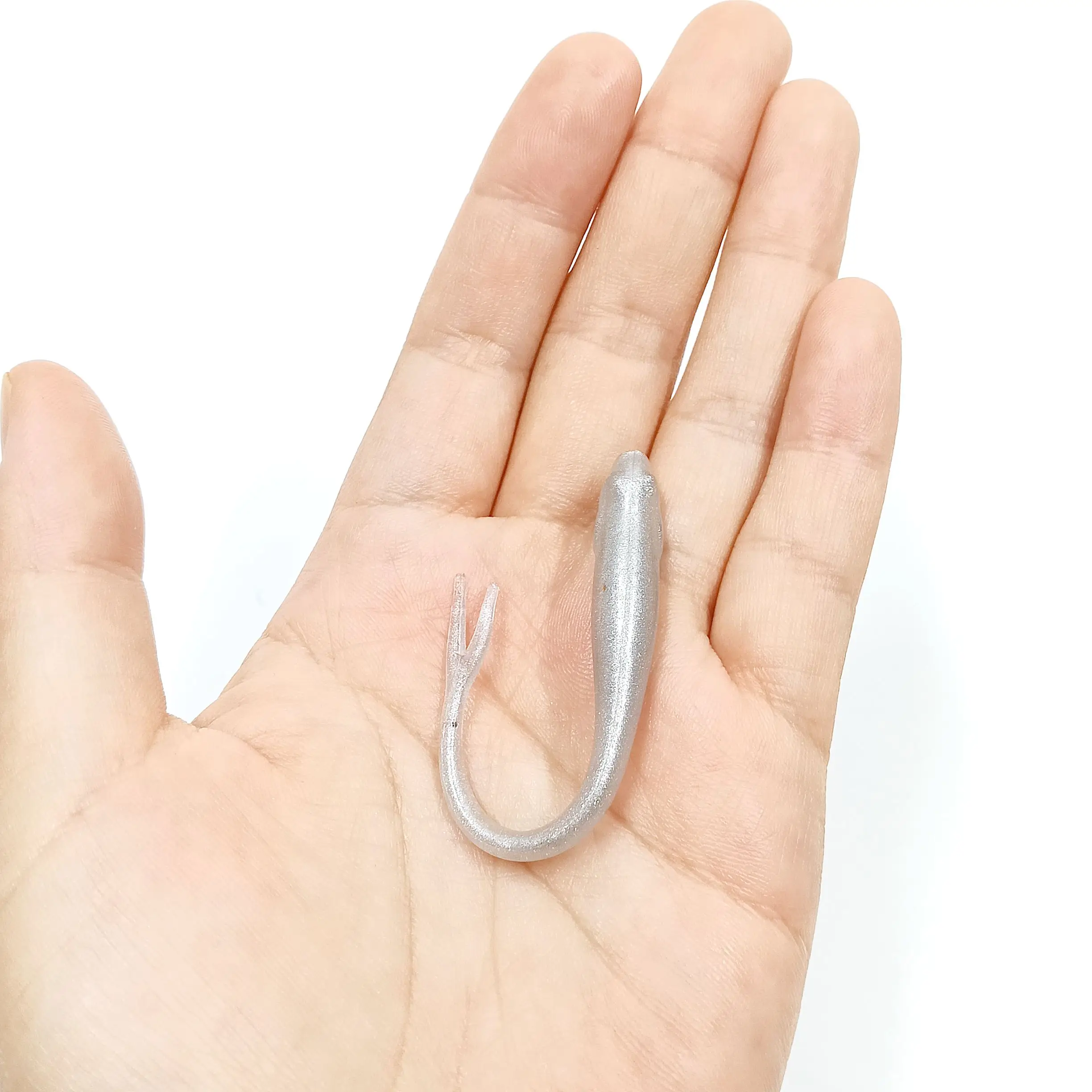 Acción de nado y silueta de minnow