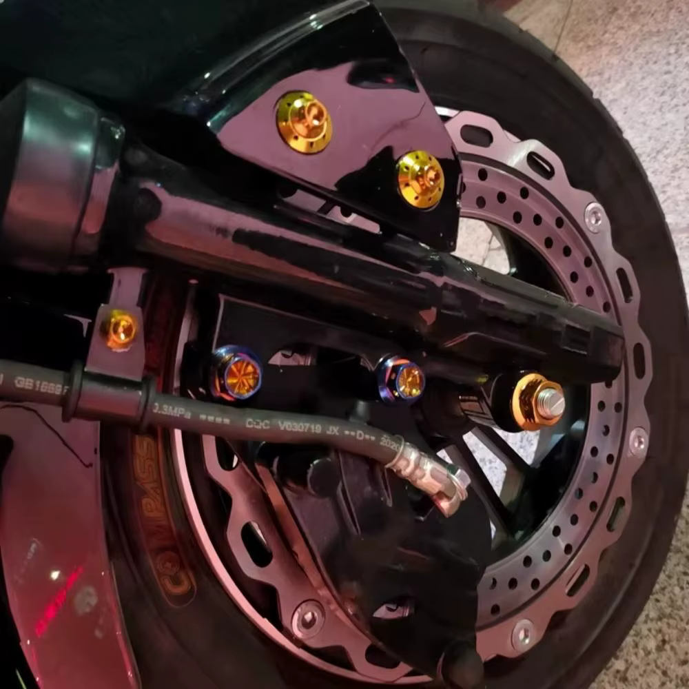 Tornillos de titanio dorado M6-M8 perforados para motocicleta - imagen 5