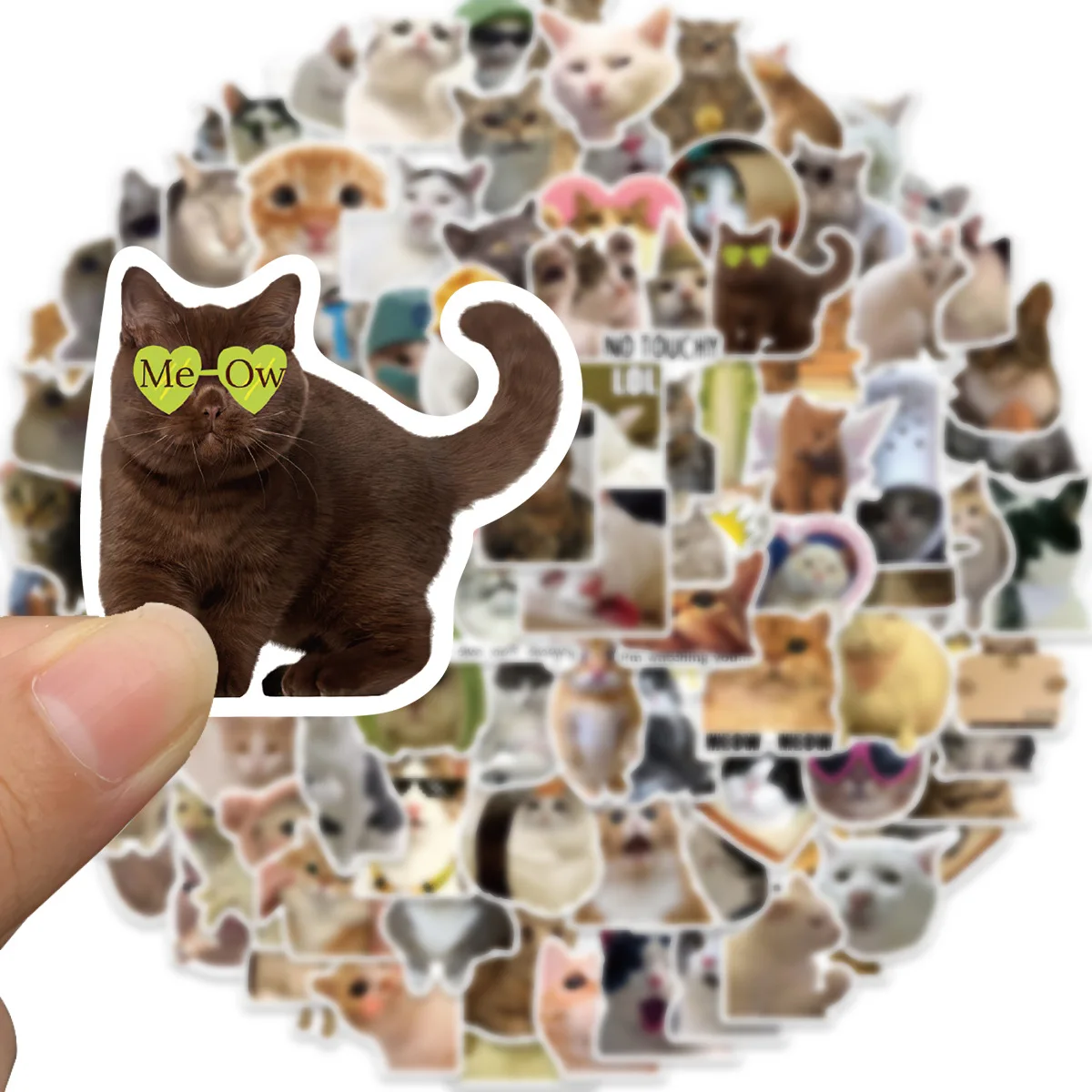 Detalle de acabado de las pegatinas de gatos