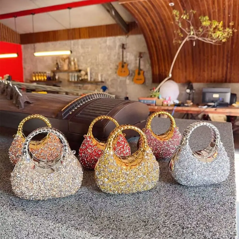 Bolso mini con pedrería de acrílico brillante, diseño compacto - imagen 3