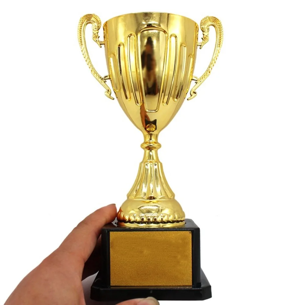 Trofeo de plástico dorado para competiciones: copa pequeña honor - imagen 5