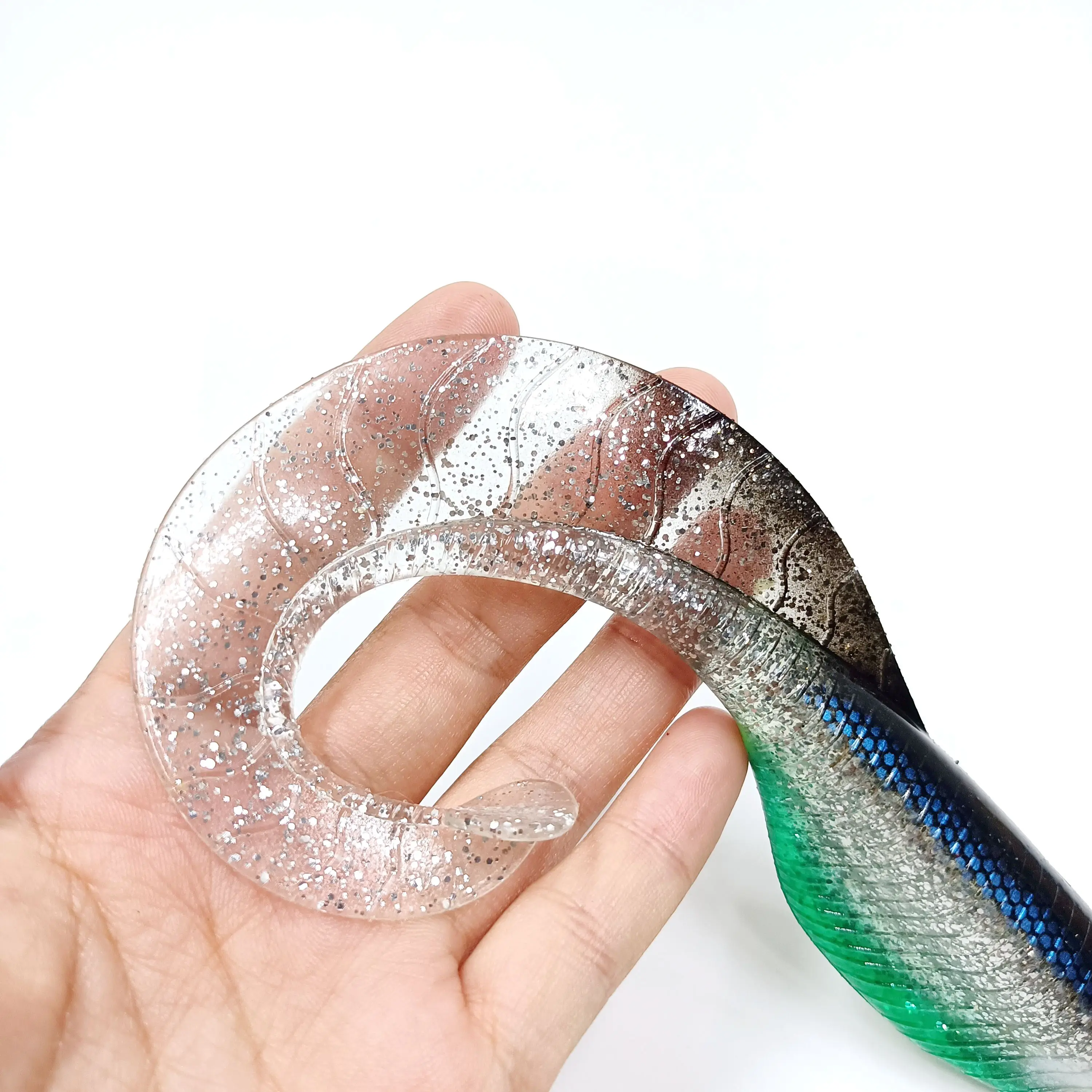 DUODUOYU Señuelo Swimbait blando cola larga para lucio y jigging - imagen 4