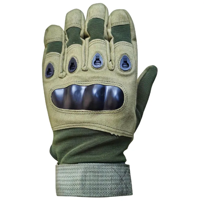 Detalle de material resistente de guantes tácticos