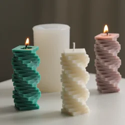 Molde silicona columna espiral cuadrada para velas y jabón