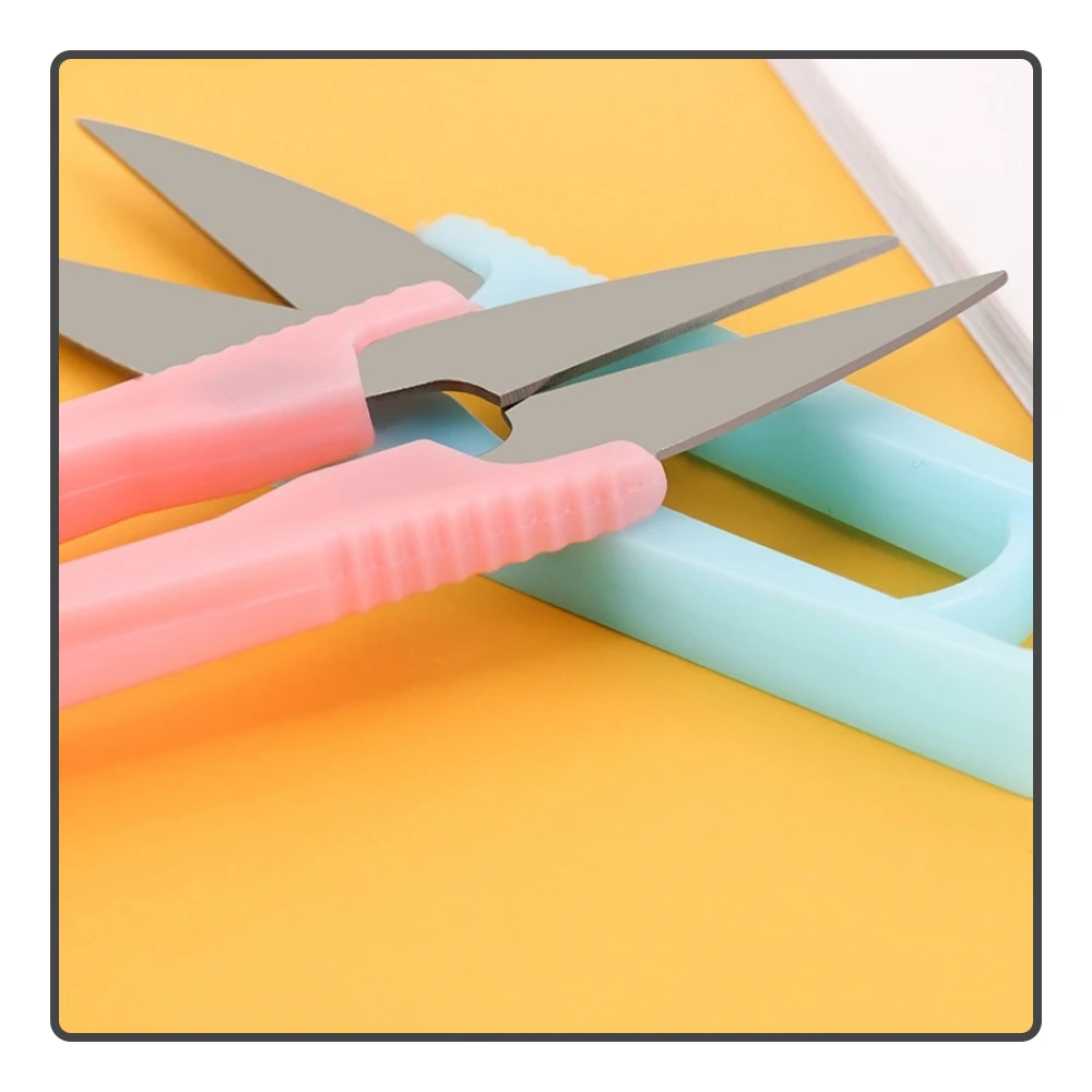 Tijeras de pesca pequenas en forma U para linea - imagen 4