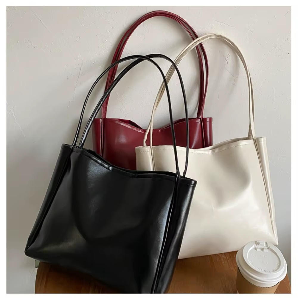 Vista lateral del bolso tote
