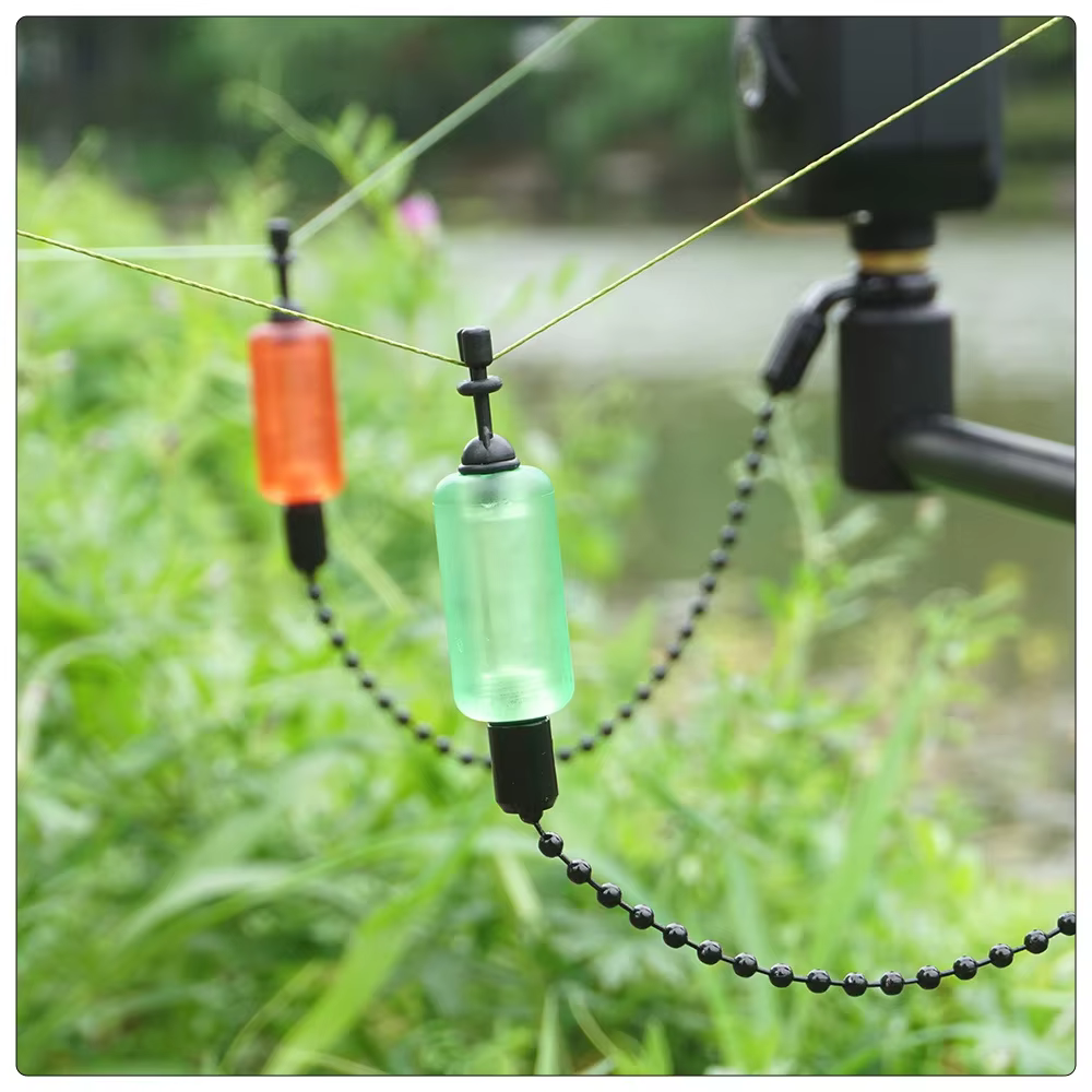 Accesorio de pesca con pinza protectora para línea