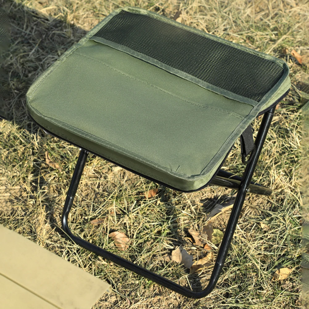 Taburete listo para camping y descanso al aire libre