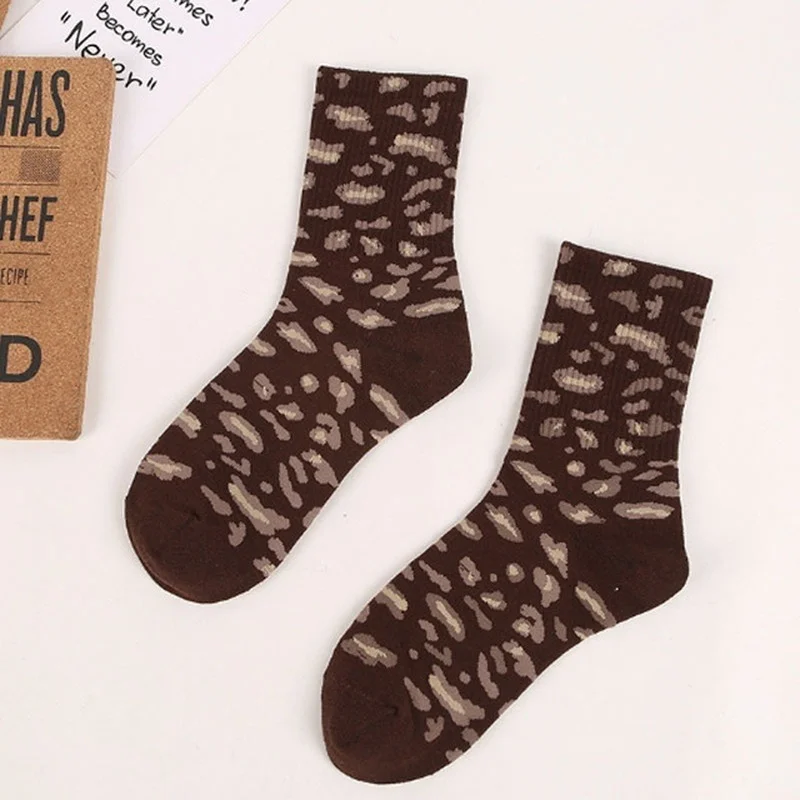 Calcetines leopardos tubo medio unisex algodon - moda europea Hip Hop - imagen 5