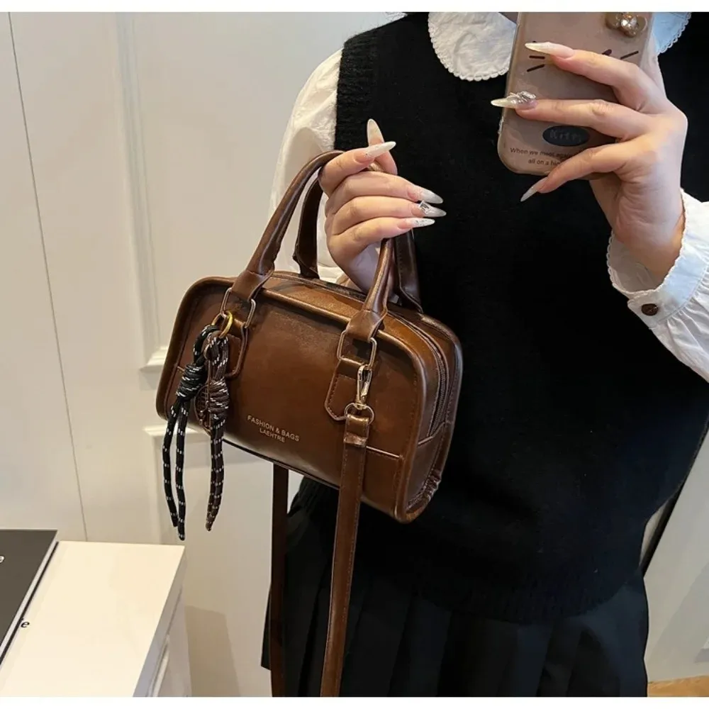 Bolso Boston Mini Retro de cuero PU con correa y forma cuadrada - imagen 4