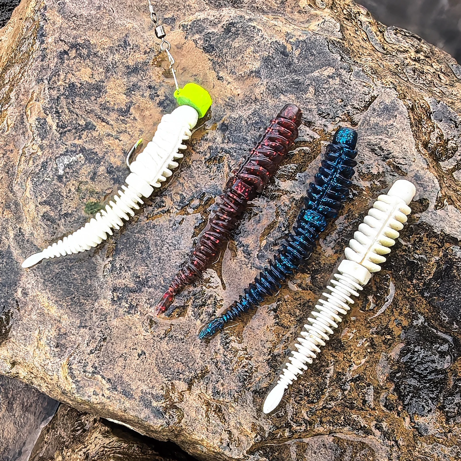 Vinilos TPE para pesca FREE FISHER Worms – cola aguja olor a pescado - imagen 2