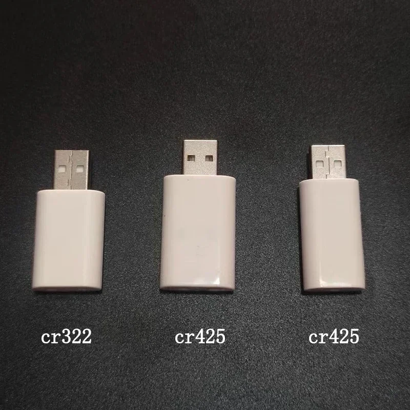Detalle del conector USB protegido