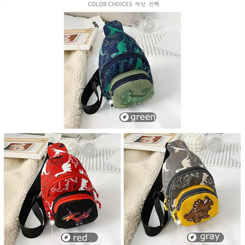Vista frontal de la bolsa infantil