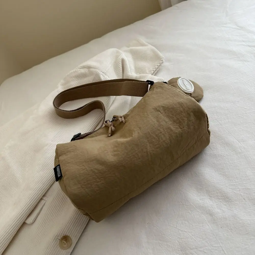 Bolso bandolera nailon tipo cubo ligero para salidas informales
