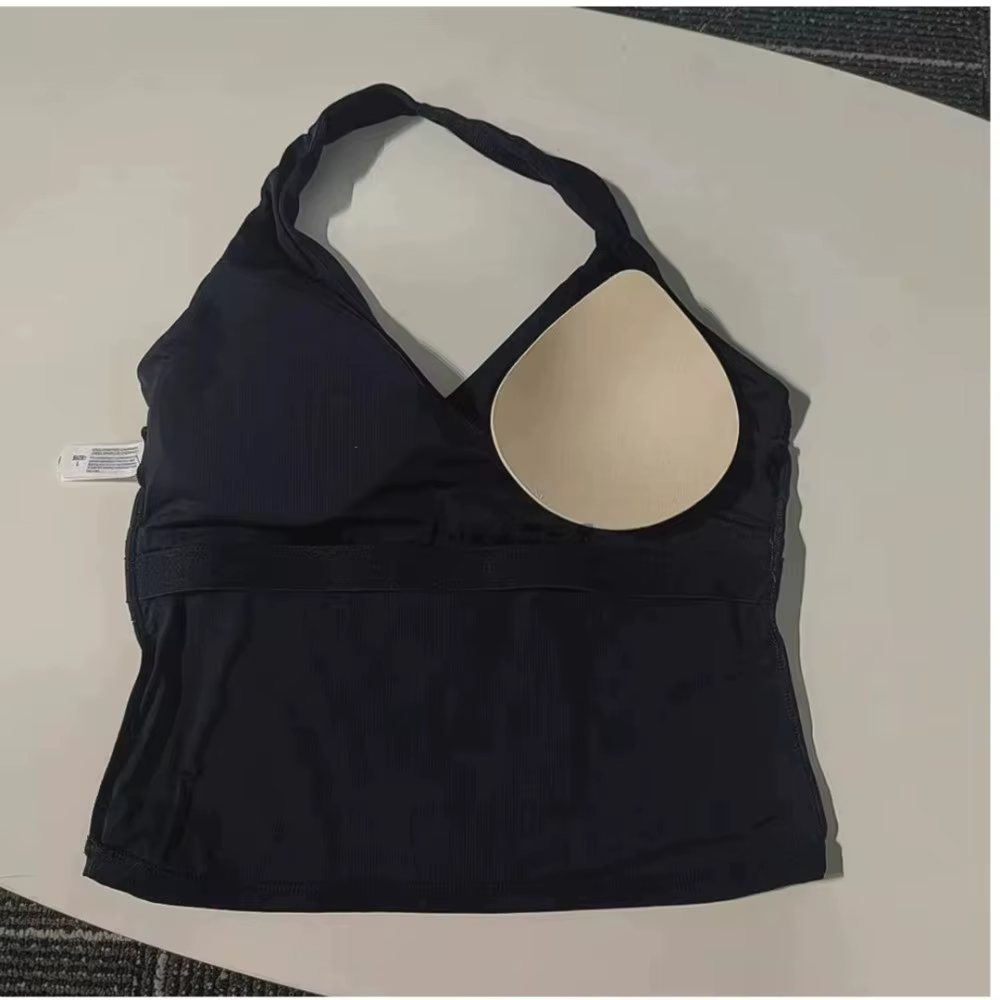 Top Deportivo Halter en V con Sujetador Incorporado – Secado Rápido - imagen 3