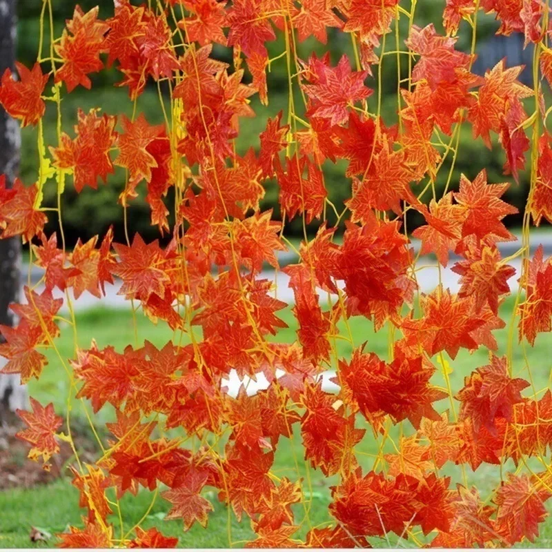 Hojas de arce artificiales para decoración otoñal