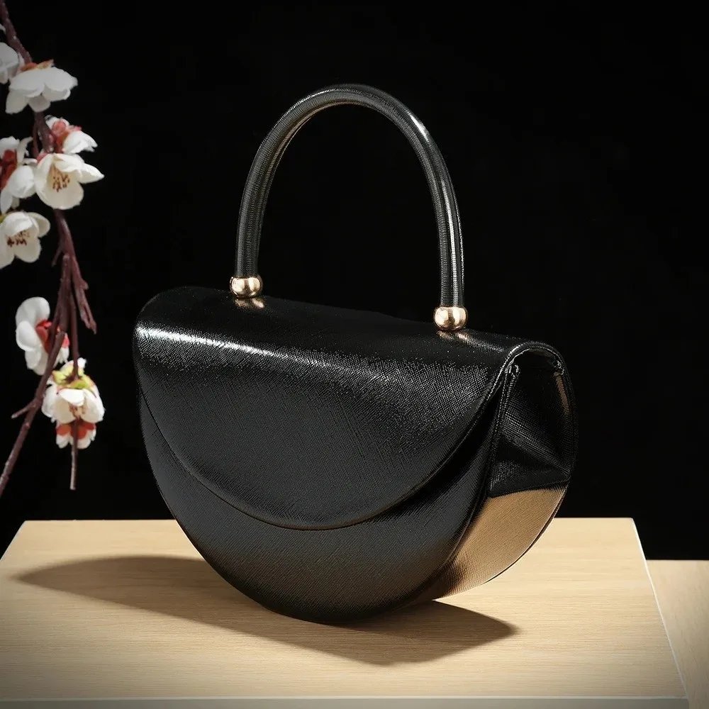 Bolso de fiesta cuadrado con brillo y adorno de media luna - imagen 2