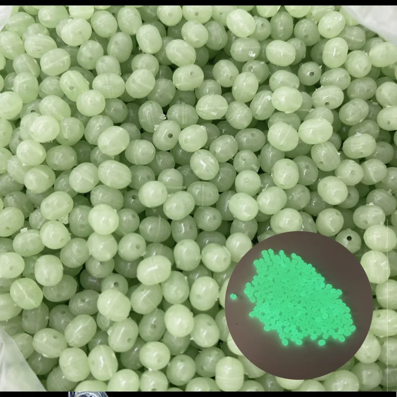 Herramienta luminosa Space Bean mostrando su forma y los cuatro agujeros
