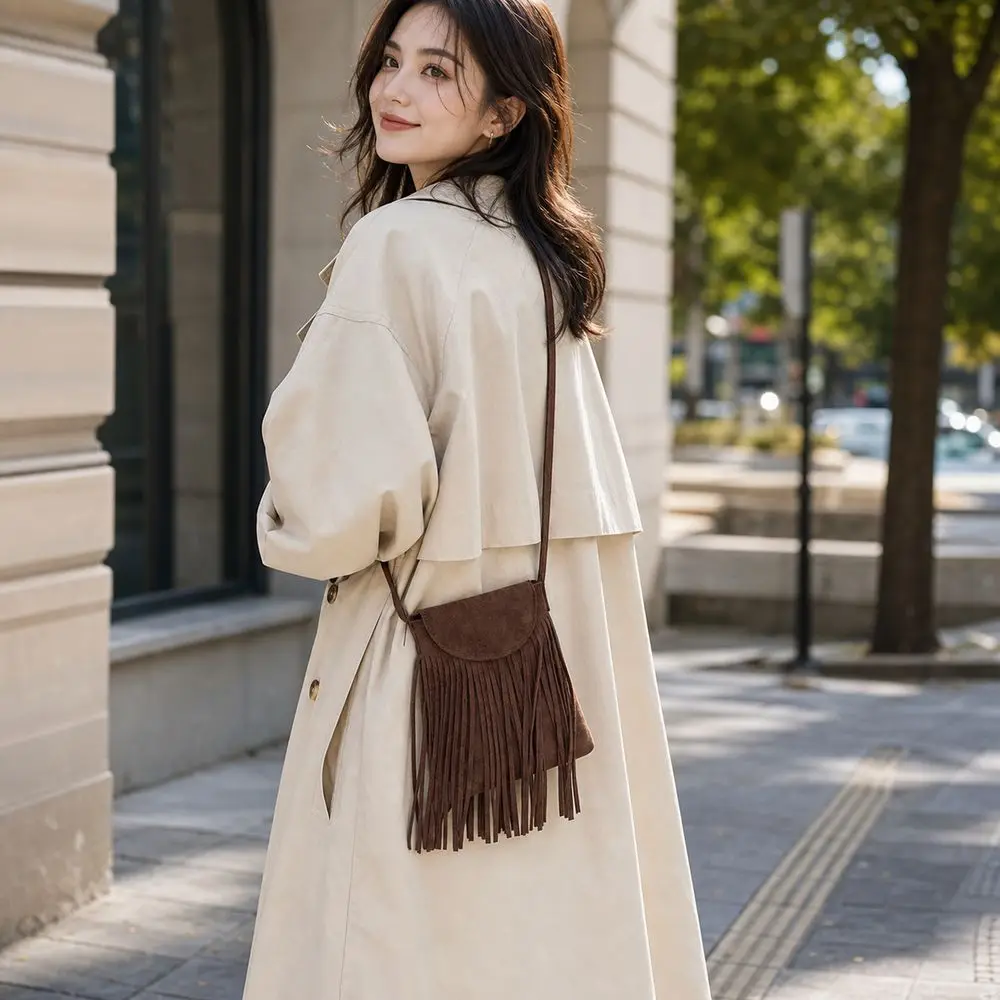 Bolso bandolera PU con borlas y cierre magnético, ante cuadrado