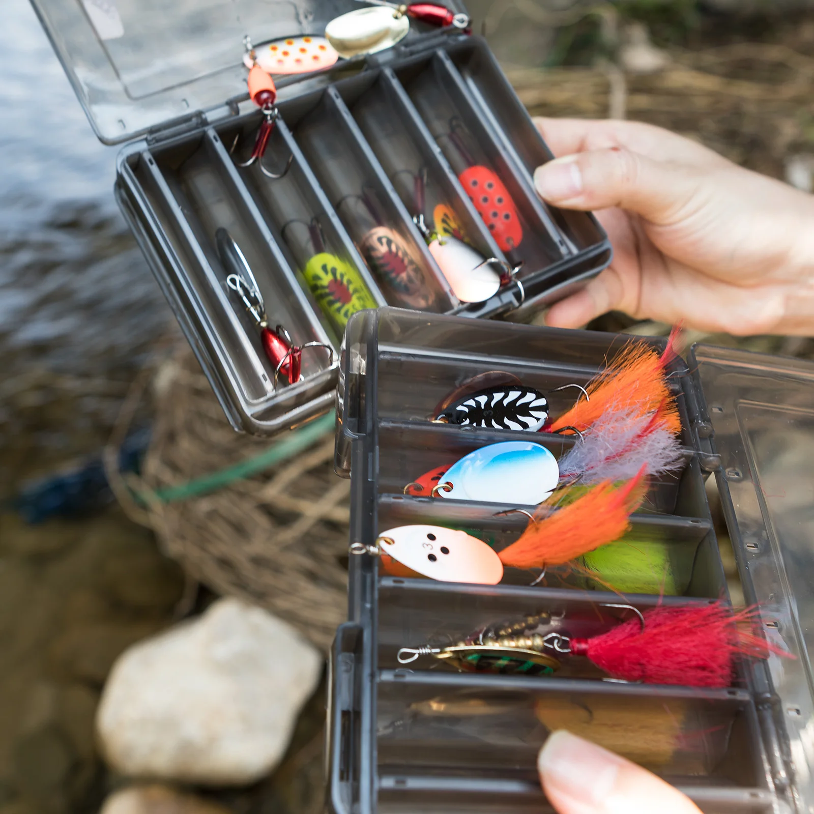 Cucharas giratorias Dr.Fish en caja organizadora